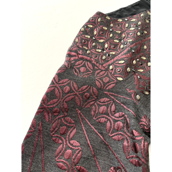 St. John Top M Gray Red Embroidery Embellished Rhinestones Beaded Half Sleeve - Picture 14 of 14